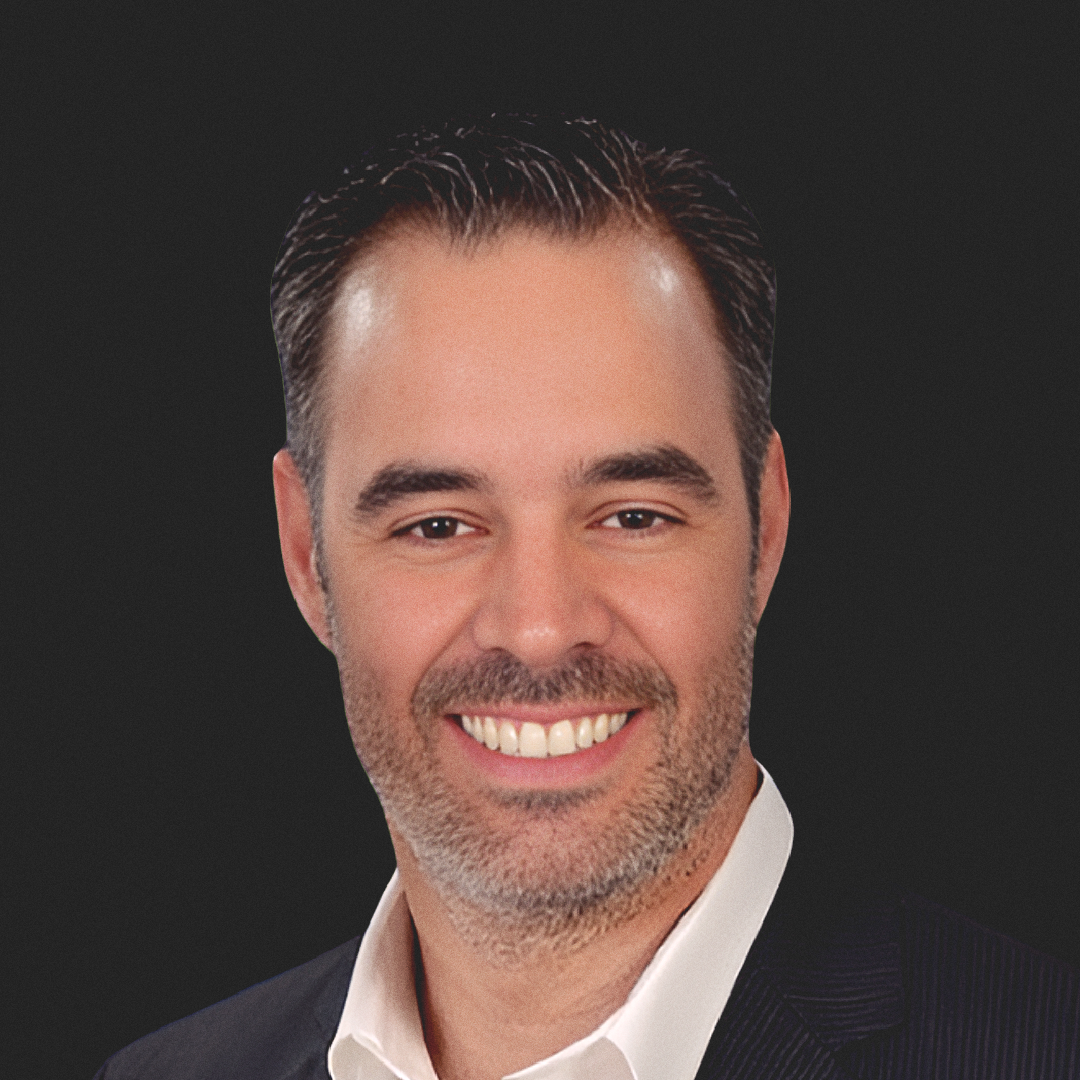 Damian Restrepo 10_headshot_SourceLogistics