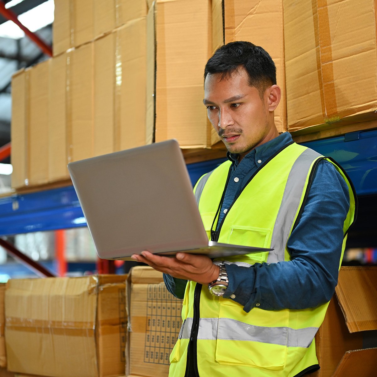 warehouse-worker-using-digital-tablet-checking-st-2024-12-01-22-45-16-utc (1)
